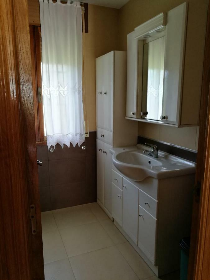 Chalet Vacacional En Segunda Linea De Playa Foz Bagian luar foto